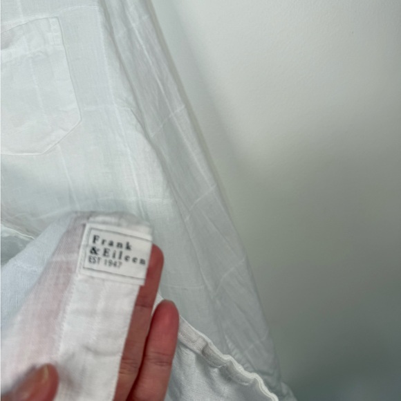 Frank & Eileen - Eileen Woven Button Up in White Textured Windowpane - Picture 6 of 8